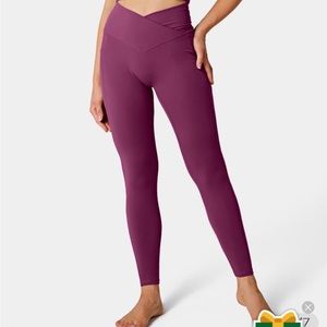 Crossover pocket leggings